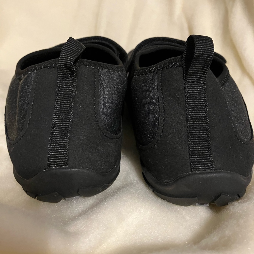 Unisex Water Shoes - Picture 6 of 12